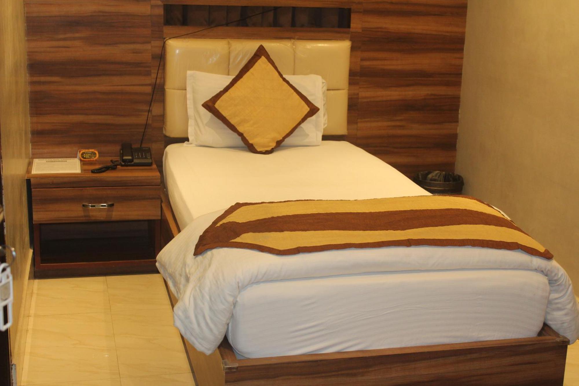 Hotel Oishi Plaza Mukutmanipur エクステリア 写真